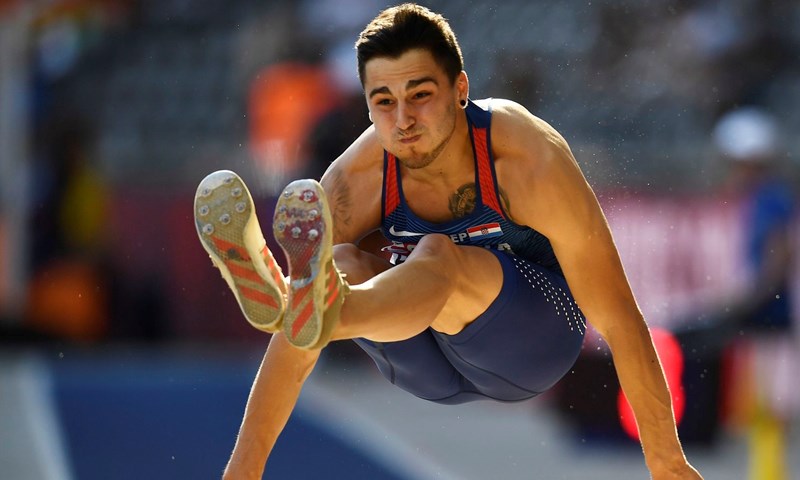 Marko Čeko kroz ušicu igle u finale skoka u dalj, Pravdica zapeo u kvalifikacijama