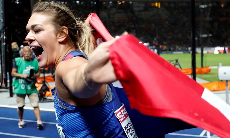 Sandra Perković razmišlja o odlasku iz Hrvatske: "Postoji mogućnost da odem s Elkasovićem"