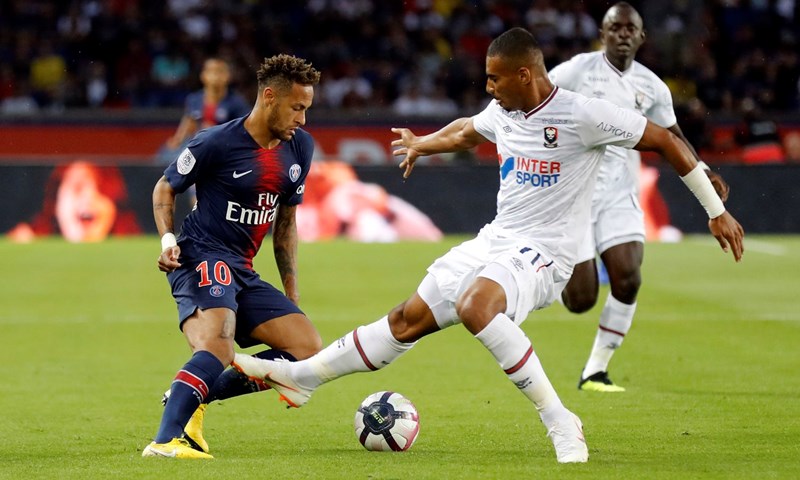 VIDEO: Neymar i Mbappé izvukli PSG, Guingamp bijesan na suca i VAR