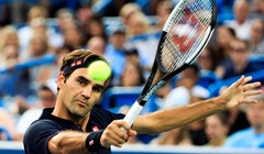 Federer i Đoković vrlo sigurni u četvrtfinalu Šangaja