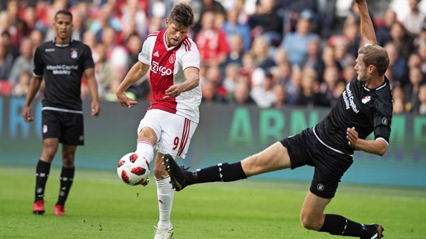 Ajax brani veliku prednost u Kijevu, Vidi vjeruje u iznenađenje u Ateni