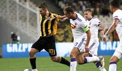 VIDEO: Livaja isključen u kaosu nakon susreta, AEK ide u Ligu prvaka