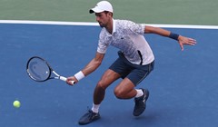 Nishikori i Đoković rutinski u tri seta do četvrtfinala US Opena