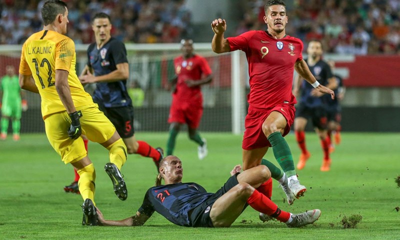 Lovre Kalinić ponovno pred vratima Aston Ville