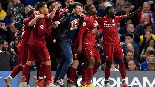 VIDEO: Sjajan pogodak Sturridgea donio Liverpoolu bod, Kovačić asistirao Hazardu