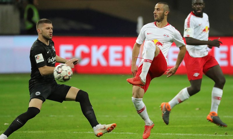 VIDEO: Sjajan nastup Ante Rebića, gol i asistencija u pobjedi Eintrachta