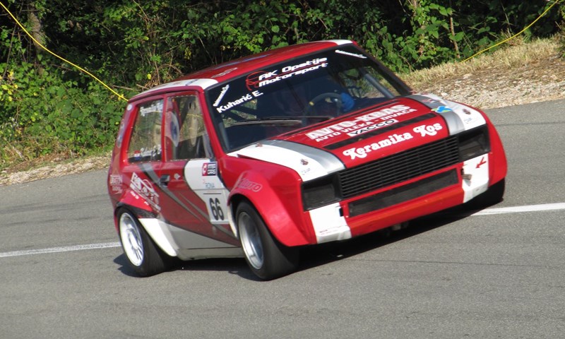 HAKS Kup Formula driver: Kuharić brani vodstvo