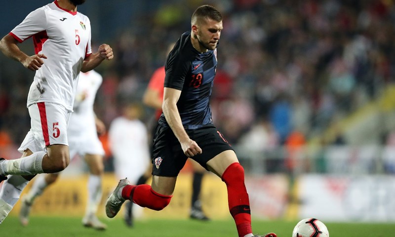 Službeno: Ante Rebić stavio je potpis na ugovor s Milanom