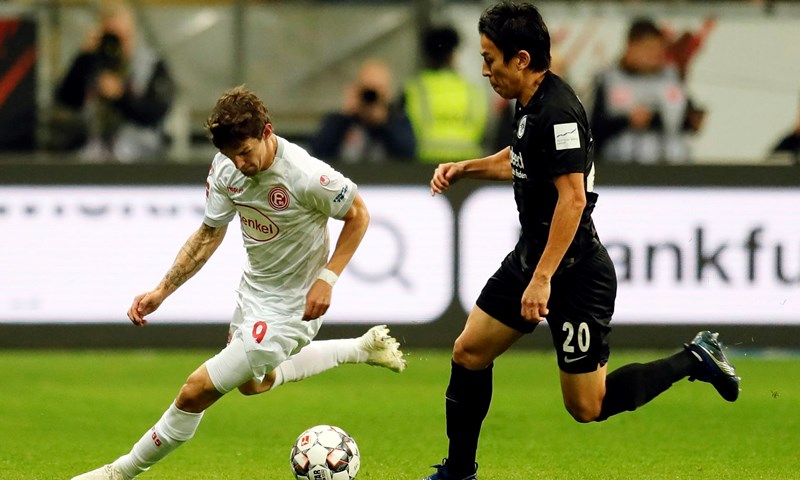 VIDEO: Eintracht u sudačkoj nadoknadi izvukao bod, Rebiću 70 minuta