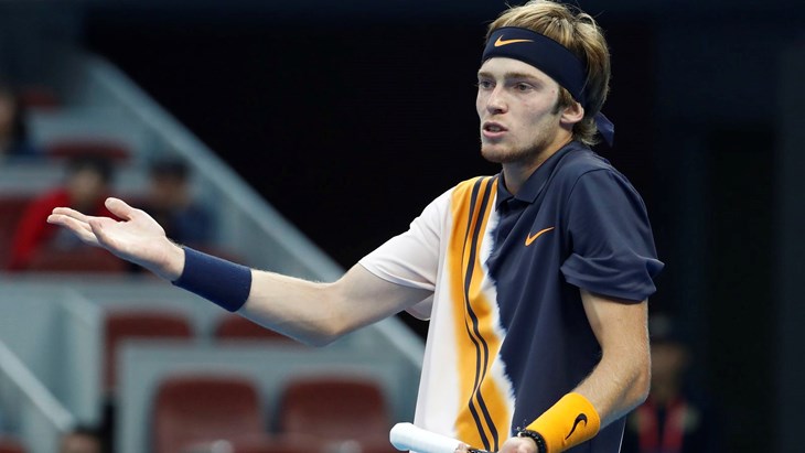 Melzer na oproštajnom turniru šokirao Raonića, Anderson spasio meč loptu