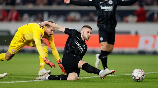 VIDEO: Ante Rebić lijepim golom poveo Eintracht prema pobjedi u Stuttgartu