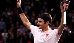 Federer izbacio Nishikorija i pogurao Čilića i Thiema u London