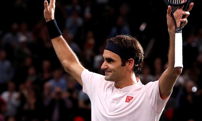 Federer izbacio Nishikorija i pogurao Čilića i Thiema u London