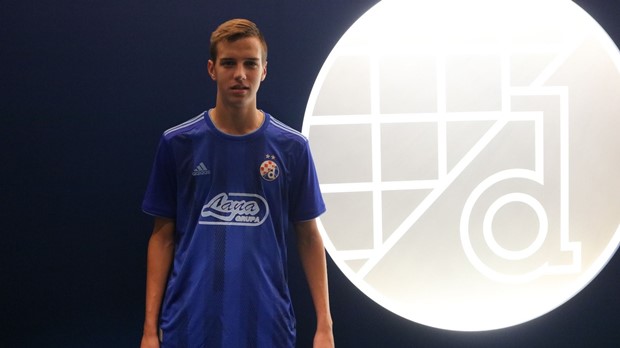 Mlađi brat Josipa Brekala potpisao stipendijski ugovor s Dinamom