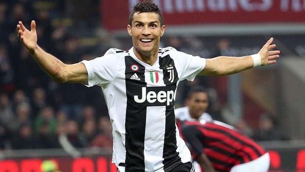 FANATIK: Ronaldo se bolje snalazi s nogama nego s rukama