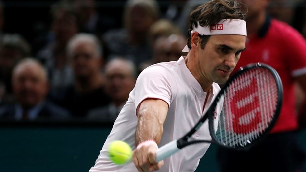 Roger Federer ostaje u igri za prolaz nakon glatke pobjede protiv Thiema