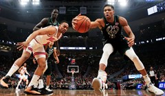 Bender nastupio u porazu Sunsa, Milwaukee do 50. pobjede, Celticsi slavili kod Lakersa