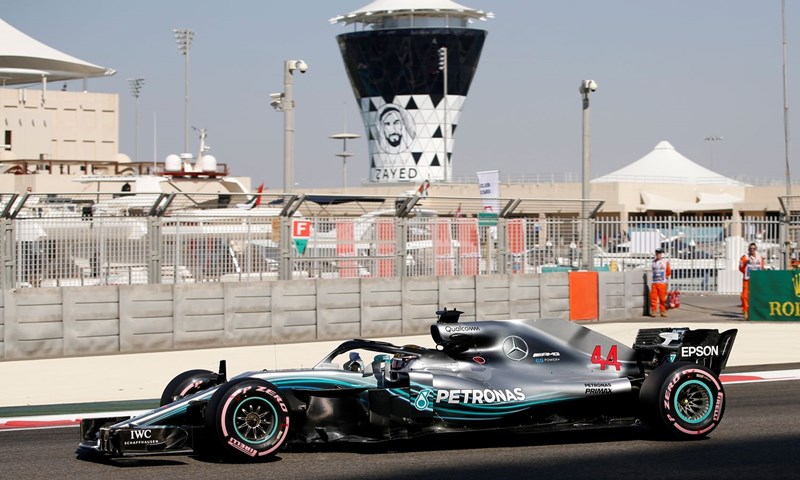 Hamiltonu pole position u Abu Dhabiju, Bottas drugi