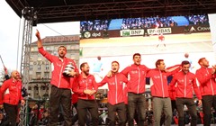 Hrvatska Davis Cup reprezentacija doputovala u Zagreb, doček organiziran na Trgu bana Jelačića