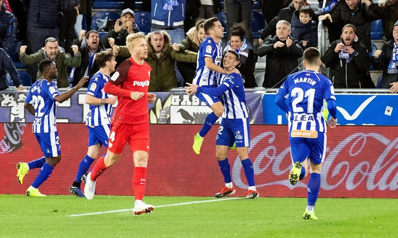 VIDEO: Sevilla remizirala kod Alavesa i prepustila prvo mjesto Barceloni