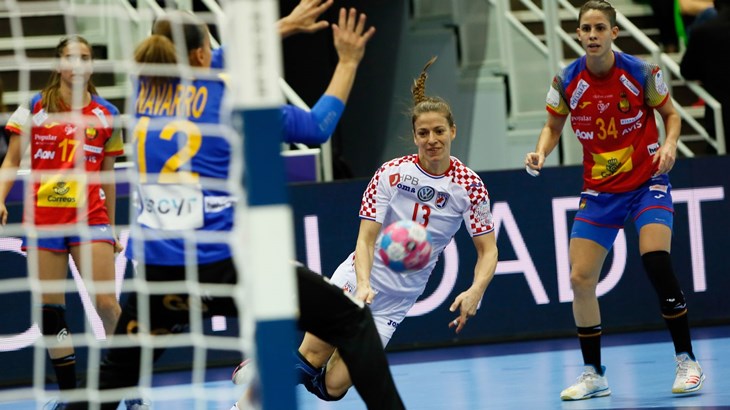 Hrvatska nakon teškog poraza od Španjolske nada se boljem izdanju protiv Mađarica