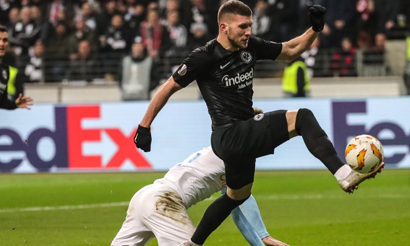 Ante Rebić u konkurenciji za najboljeg igrača Bundeslige u studenom