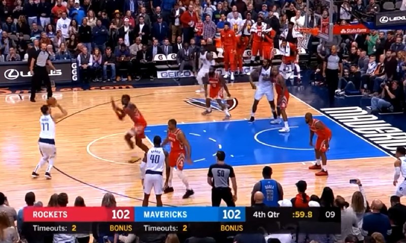 FANATIK: Nema ga nigdje, a onda kreće serija - Luka Dončić izdominirao Rocketse u zadnje tri minute
