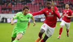 VIDEO: Mainz do boda iz nepostojećeg penala, Borussia Mönchengladbach s tri pogotka ispratila Stuttgart