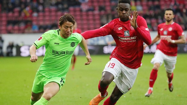 VIDEO: Mainz do boda iz nepostojećeg penala, Borussia Mönchengladbach s tri pogotka ispratila Stuttgart