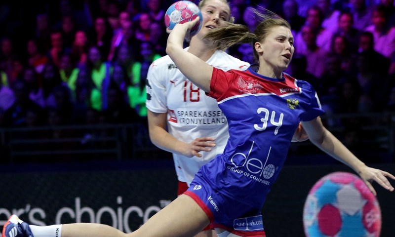 Olimpijske pobjednice potvrdile polufinale, Srbija u dvoboju susjeda eliminirana iz borbe za prolaz