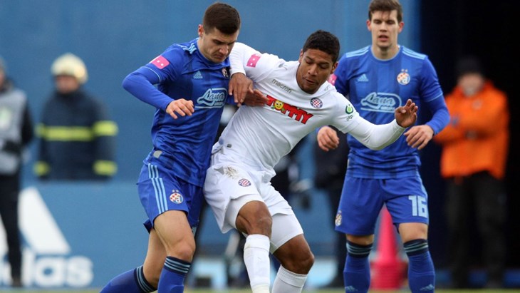 HT Prva liga: Dinamo proslavio titulu pobjedom protiv Hajduka, Osječani skočili na treće mjesto