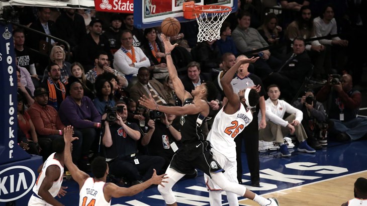 Bucksi glatkom pobjedom proslavili Božić u Madison Square Gardenu