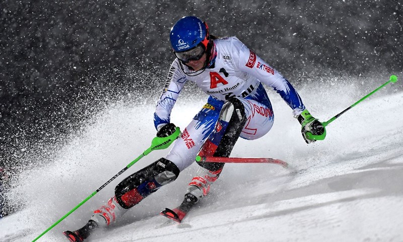 Odlična druga vožnja i slavlje Petre Vlhove, Shiffrin završila druga