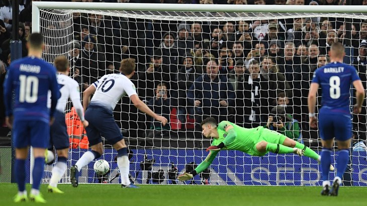Chelsea se napromašivao, Kane iz kaznenog udarca donio pobjedu Tottenhamu