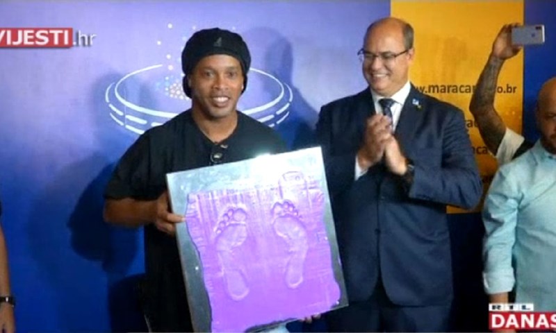 [RTL Video] Ronaldinho ostavio otiske stopala na Maracani i priznao: "Jako mi nedostaje nogomet"