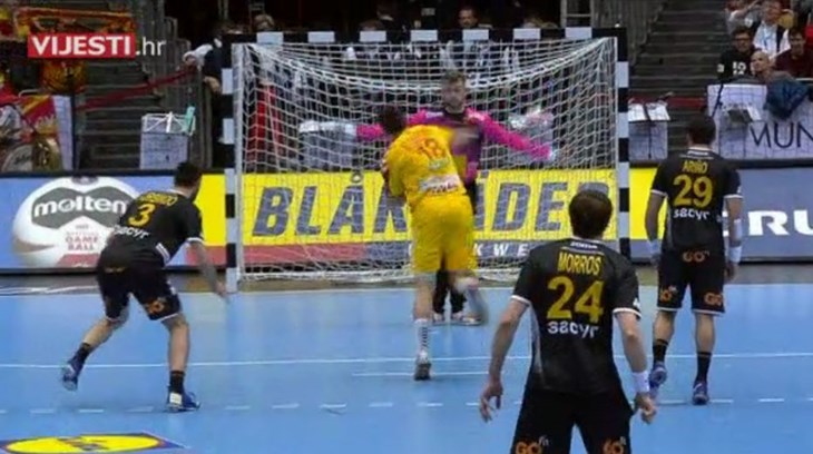 [RTL Video]  Ne mora se ni truditi: De Vargas kao od šale skinuo sedmerac Makedonaca