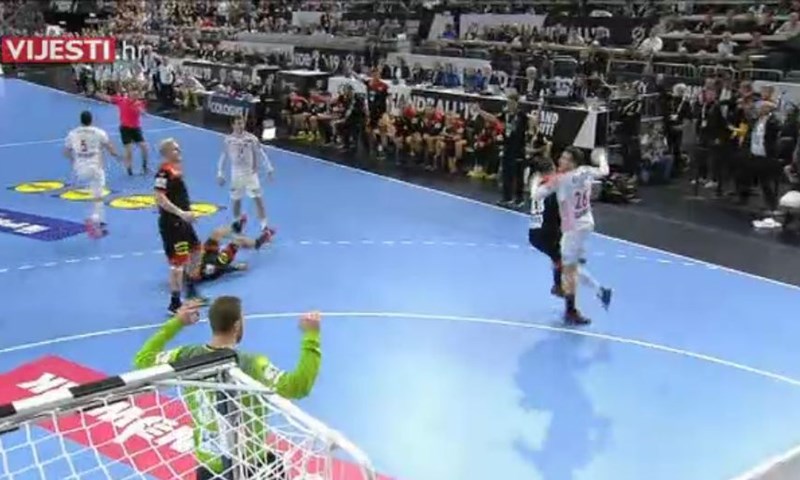 [RTL Video]  Još jedan pogled na spornu situaciju: Jesu li suci oštetili Hrvatsku i oduzeli joj polufinale?