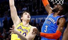 Lakersi na krilima Zupca slomili Benderove Sunse, Šarić prvi skakač u porazu Wolvesa
