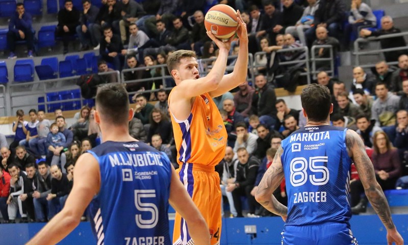 Cibona lako pala u Baru, Mornar bez problema do pobjede