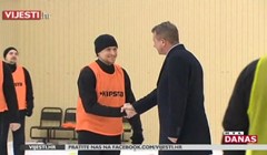 [RTL Video] Ni rešetke ga ne mogu obuzdati: Pavel Mamajev zabijao škaricama u zatvorskoj utakmici