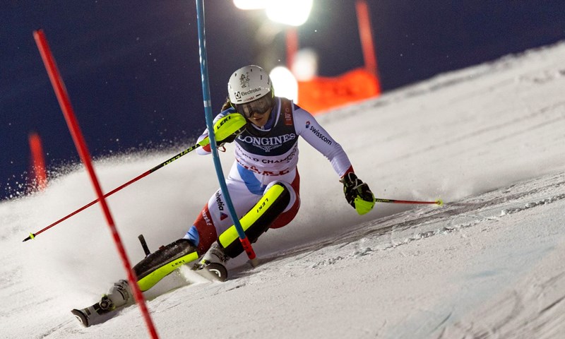Wendy Holdener pod upitnikom za nastavak skijaške sezone