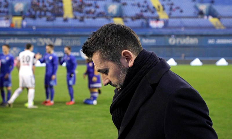 Nenad Bjelica suspendiran, neće voditi Dinamo u prvoj utakmici s Benficom