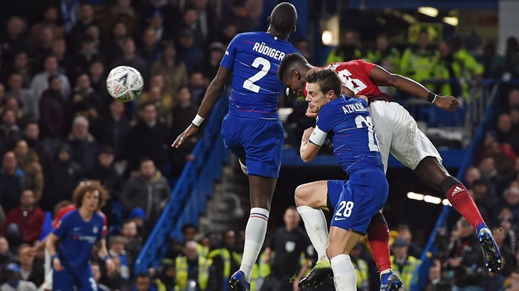 Sutton: "Sarri je prošlost, bila mu je to zadnja utakmica", Neville: "Ne trebaju ga sada smijeniti"