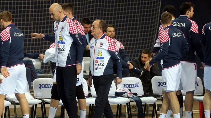 Davor Dominiković nije više Červarov pomoćnik, naslijedio ga je Silvio Ivandija
