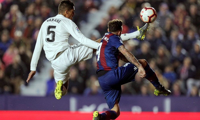 Real Madrid golovima iz penala izvukao pobjedu kod Levantea