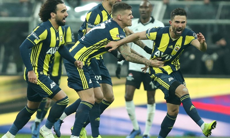 Veliki povratak Fenerbahčea u drugom poluvremenu, Vida asistirao za Bešiktaš