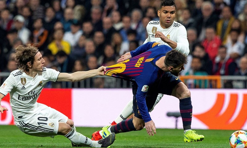 Barcelona u finalu Kupa kralja, efikasnim nastupom kaznila domaće promašaje