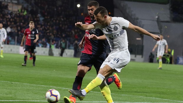 Cagliari uz Srninu asistenciju nanio Interu neočekivani poraz