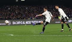 Dvoboj u kojem je viđeno sve: Juventus slavio u Napulju, broji dane do obrane titule prvaka