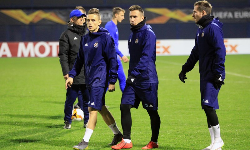 Kadzior mijenja Hajrovića, Krovinović u početnoj postavi Benfice